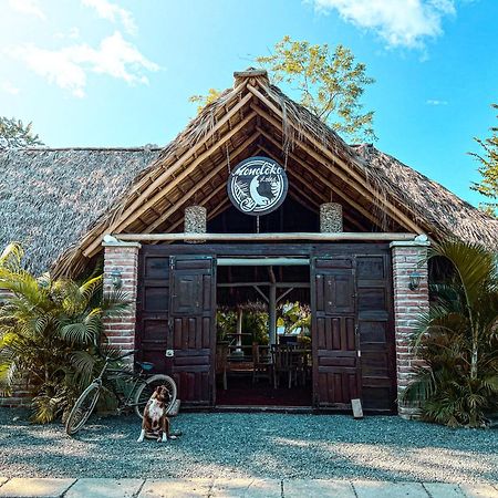 Monoloko Lodge Попойо Екстериор снимка