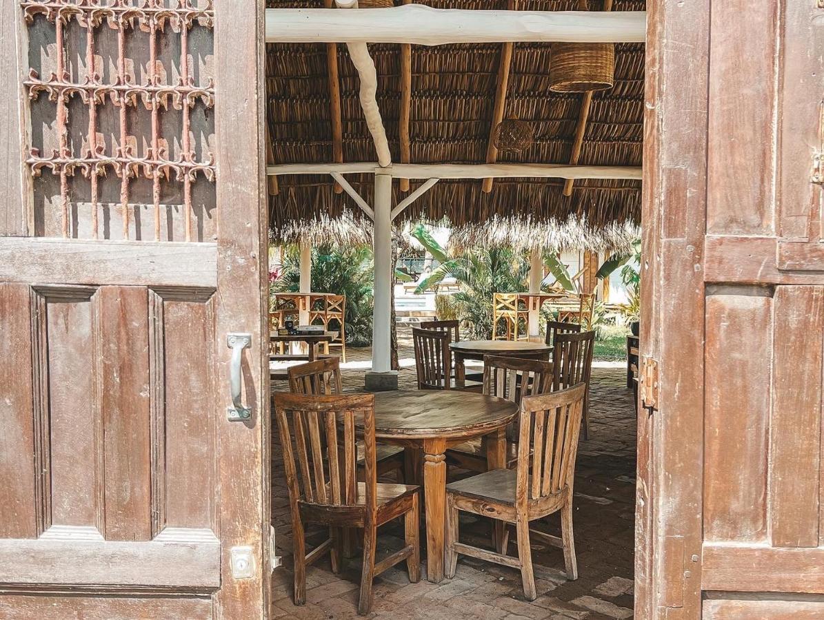 Monoloko Lodge Попойо Екстериор снимка