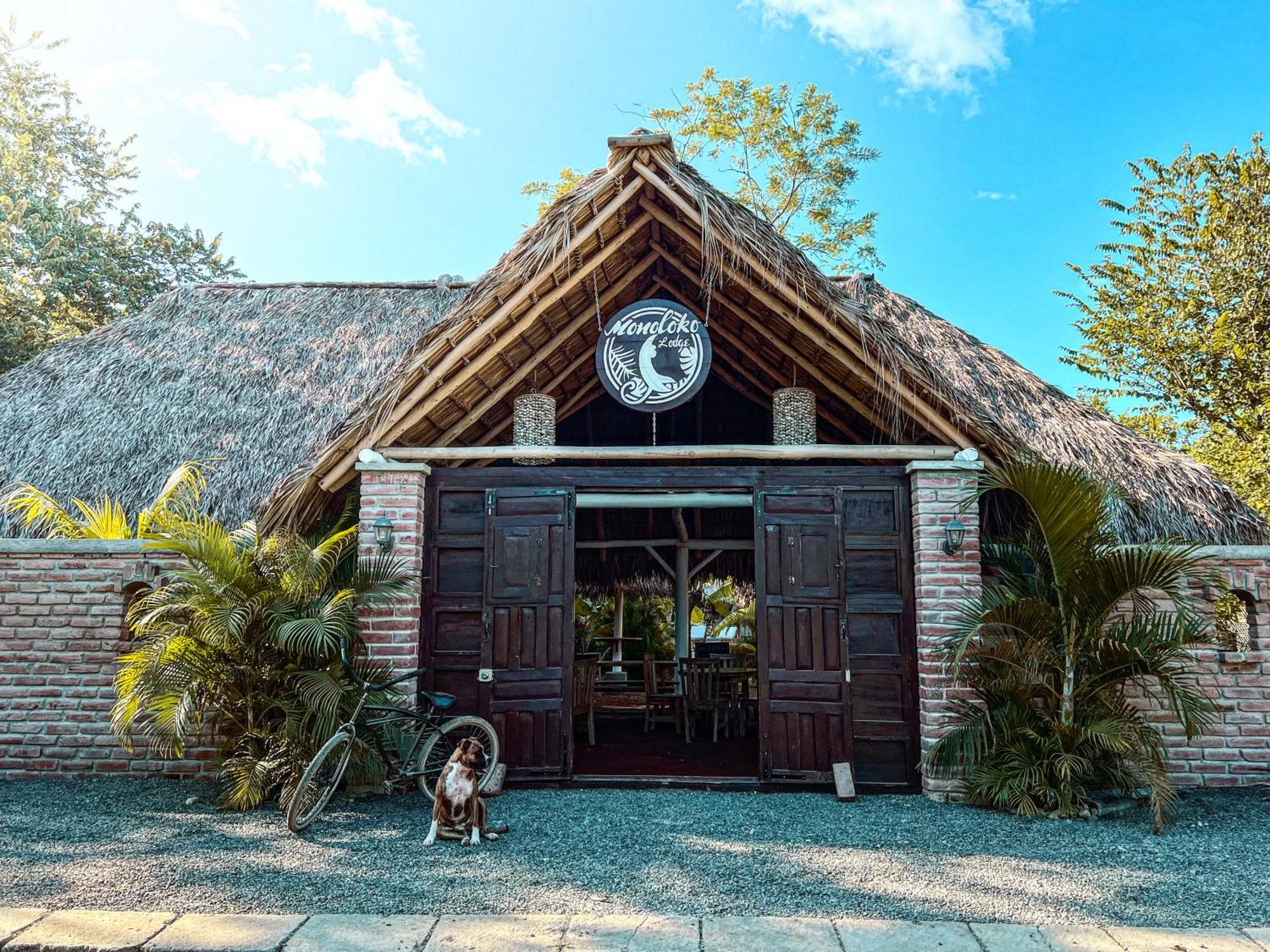 Monoloko Lodge Попойо Екстериор снимка